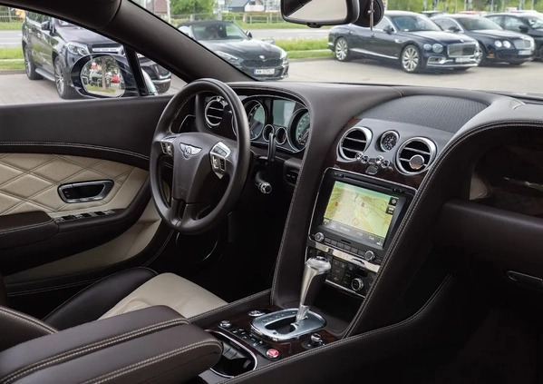 Bentley Continental GT cena 479000 przebieg: 111805, rok produkcji 2015 z Giżycko małe 466
